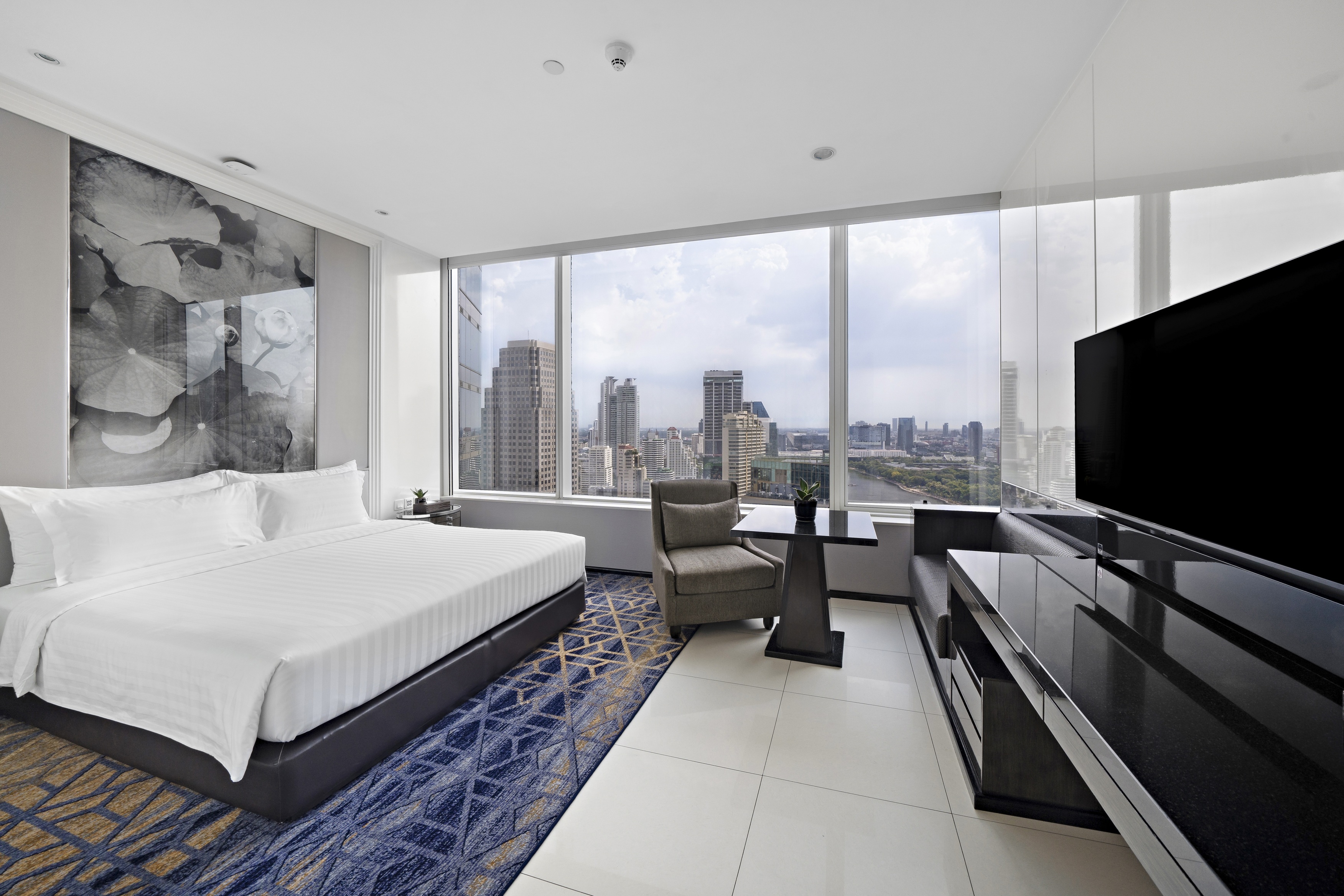 Grande Centre Point Hotel Terminal 21 Over view