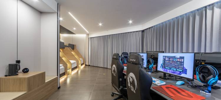 IDJ爱电竞酒店(上海金都路店)图片