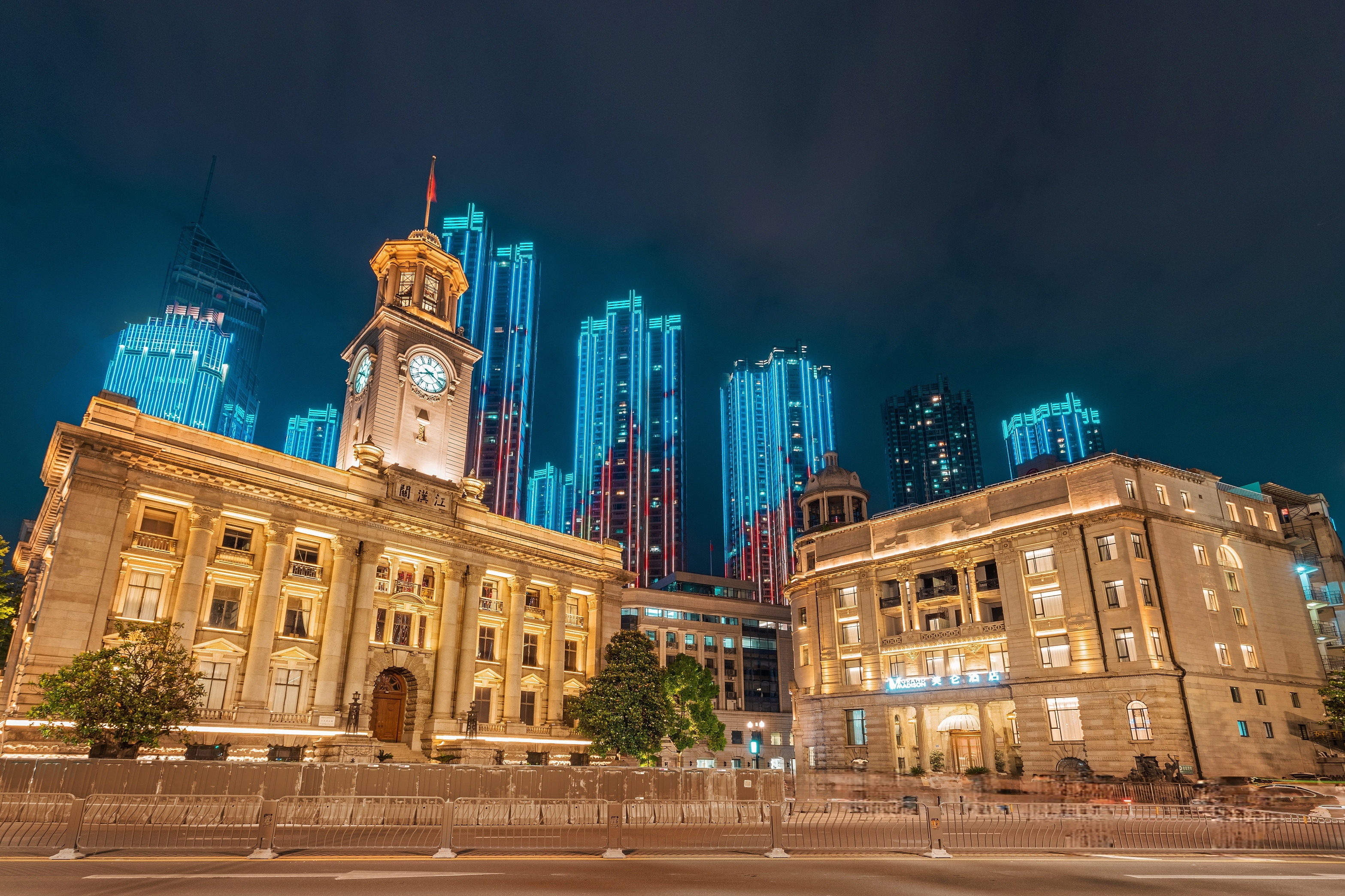 Grand Madison Wuhan Hankou on the Bund Hotel Overview