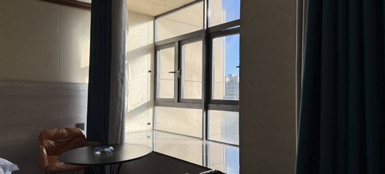 云亭酒店(平顶山万达广场店)图片