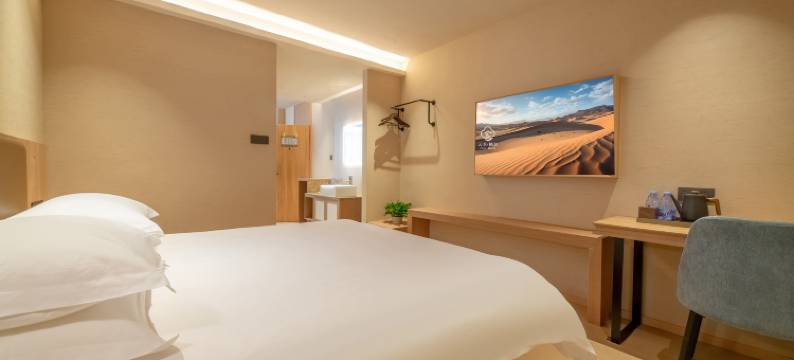 云水·栖舍(福州烟台山景区滨海快线三叉街地铁站店)图片