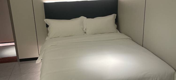 深圳爱家酒店式公寓(水湾地铁站店)图片