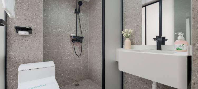 鑫喆·隐漫酒店(桂林高铁北站店)图片