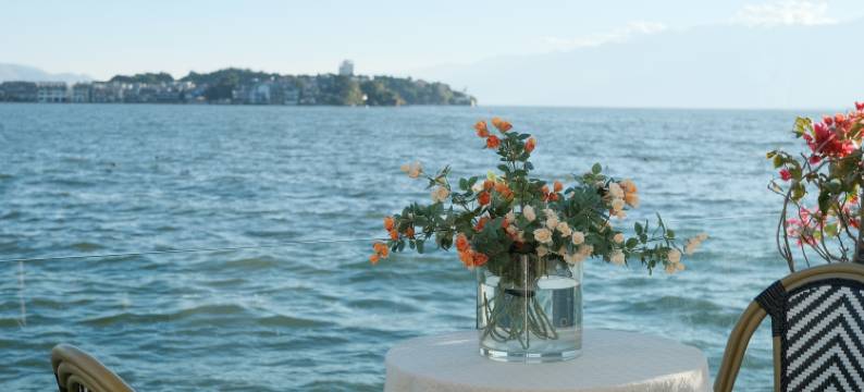 大理双廊坐看云起海景客栈图片