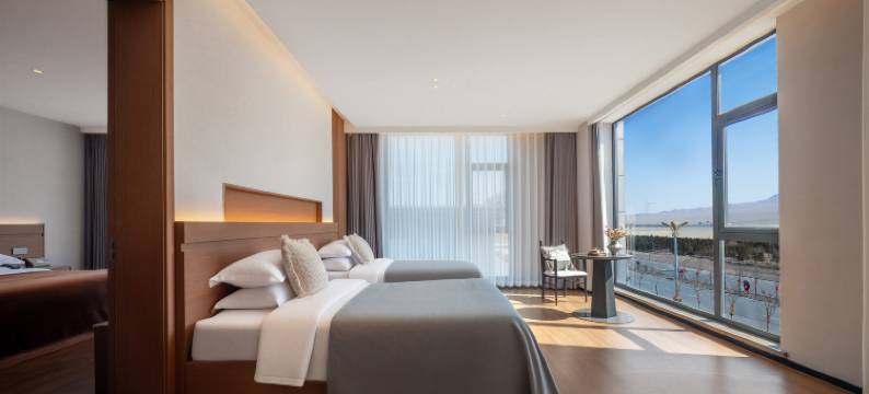 柏纳酒店(赛里木湖景区店)图片