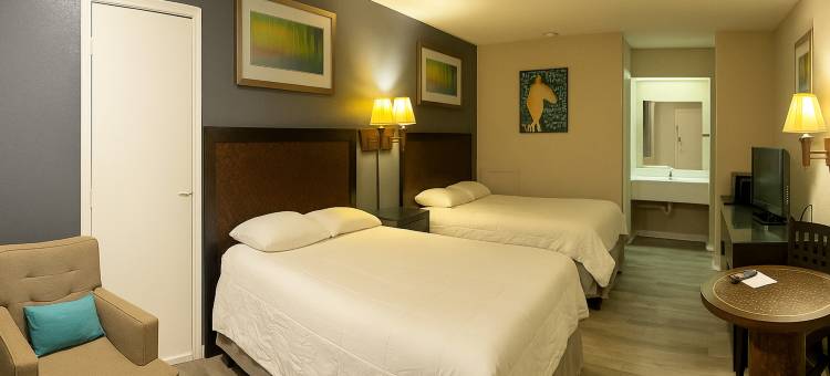 科特兰德汽车旅馆(Courtland Inn By Townhouse Franklin VA US 58)图片