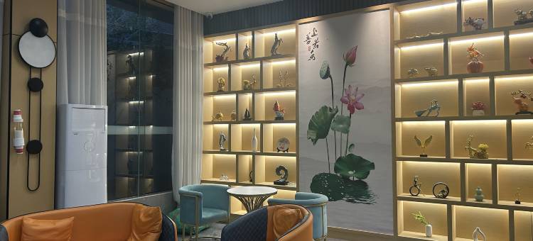 灵山宜家江景酒店(六峰山店)图片