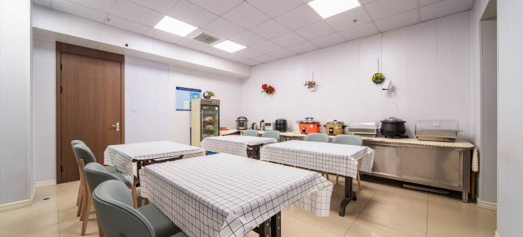 云绯酒店(嘉定嘉罗公路店)图片