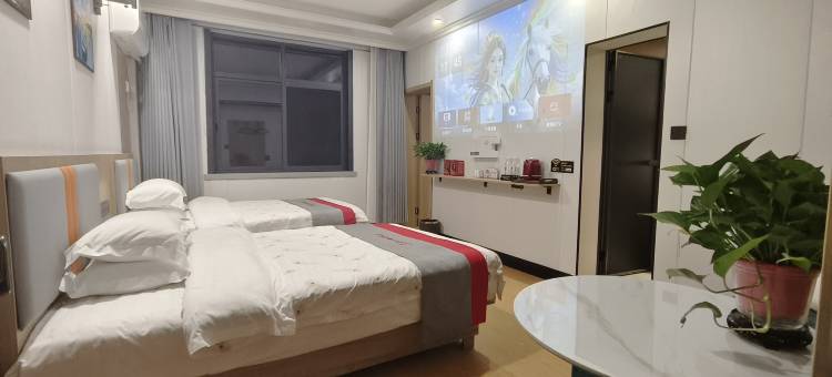佛坪阳光假日酒店(迎宾路分店)图片