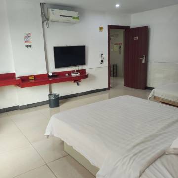 同城宾馆(英德市第一中学店)