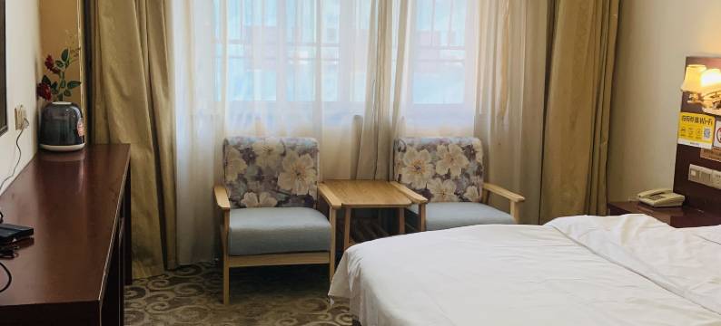 宜客商务酒店(虎泉地铁站华中师范大学东门店)图片