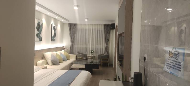 万科·壹点点海景公寓(山海广场店)图片