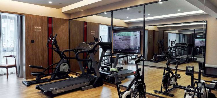 格林东方酒店(石屏巨龙豪庭店)图片