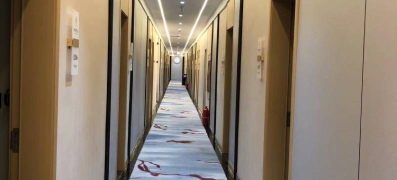 营山珈琪酒店(营山站白塔公园店)图片