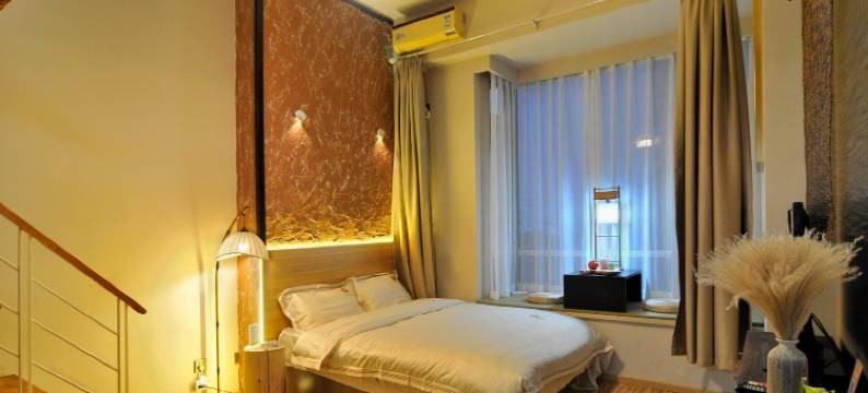 芸锦loft民宿(沈阳医大一院店)图片