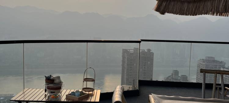重庆云憩江景露台酒店(解放碑洪崖洞店)图片