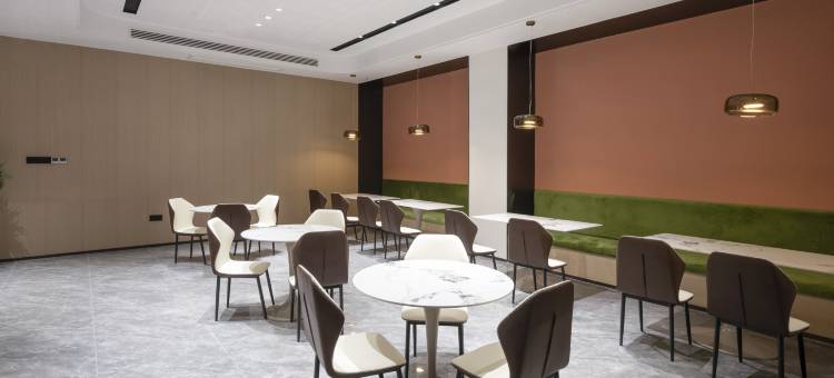 艺龙安云酒店(江阴璜土镇石庄客运站店)图片