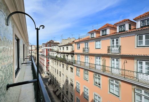 Vincci Baixa Hotel Overview