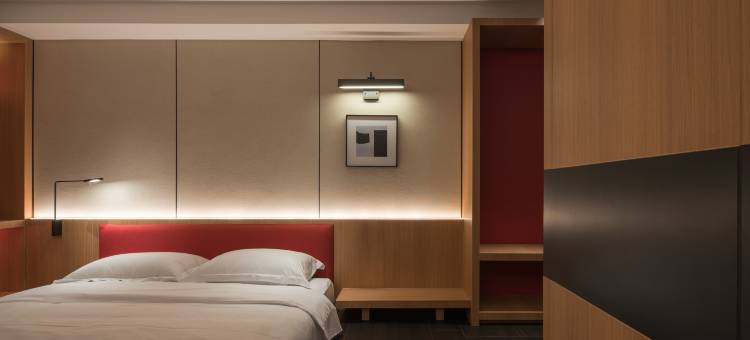 SFEEL设计师酒店(成都宽窄巷子通惠门地铁站店)图片