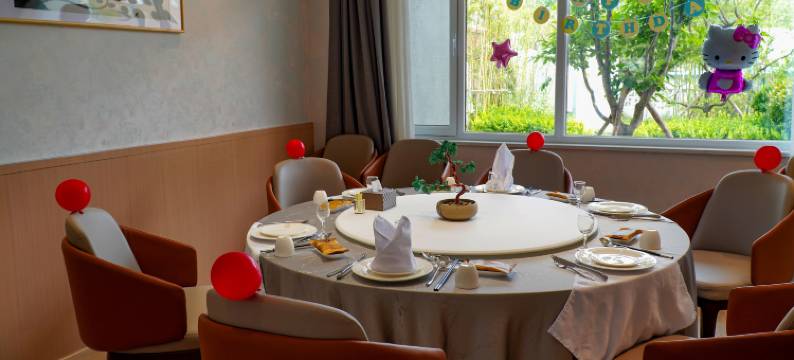 伴月湾大酒店(威海半月湾沙滩店)图片