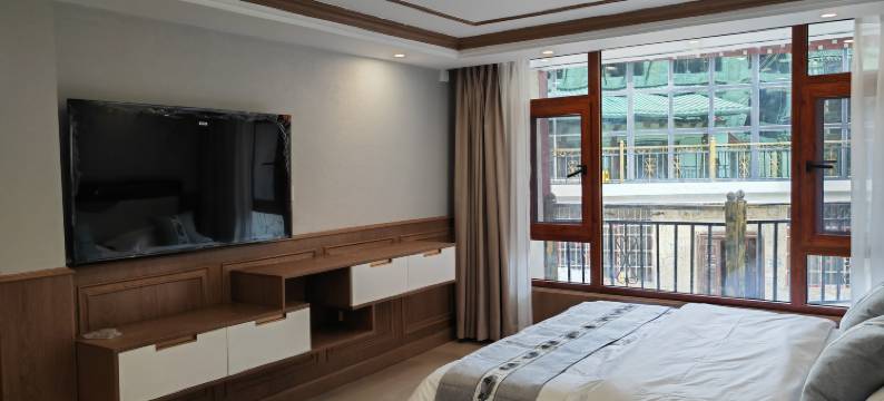 香格里拉尼汝原牧轻奢民宿图片