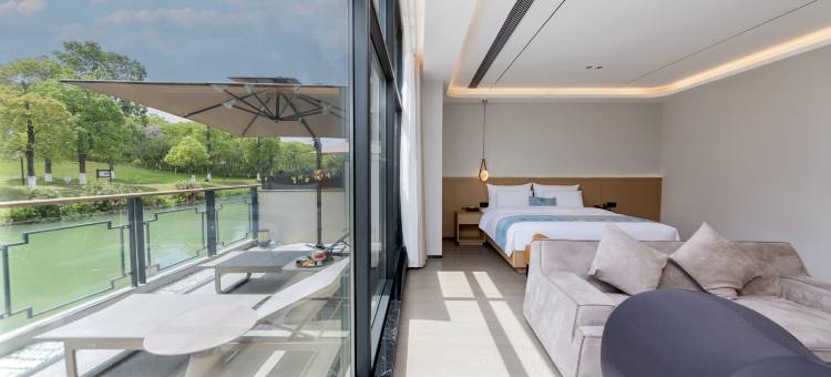 绵阳云栖七号度假酒店(小枧湿地公园店)图片