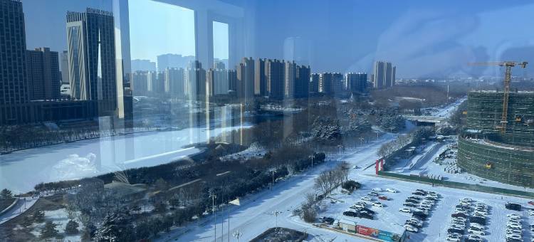 云逸商务酒店(泰安高新区大学城店)图片