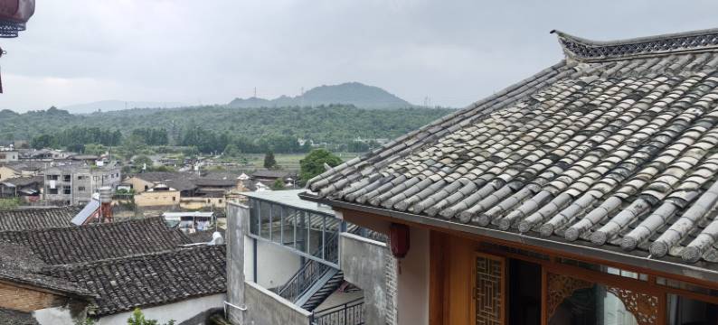 腾冲浅山原舍民宿(和顺古镇店)图片