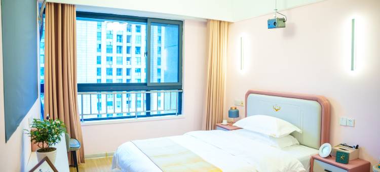 蚌埠湖边雅舍民宿(绿地中央广场店)图片