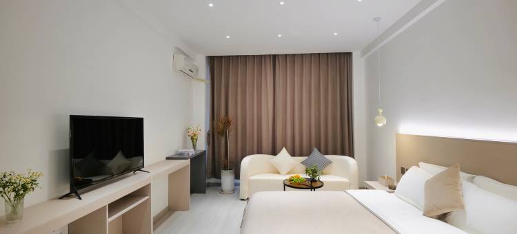 大理屋里请客栈(兴盛大桥洱海月湿地公园店)图片