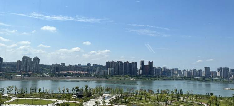 云朵遇上酒店(南充coco香江店)图片