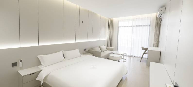 厦门夏季酒店(海沧招商花园城店)图片