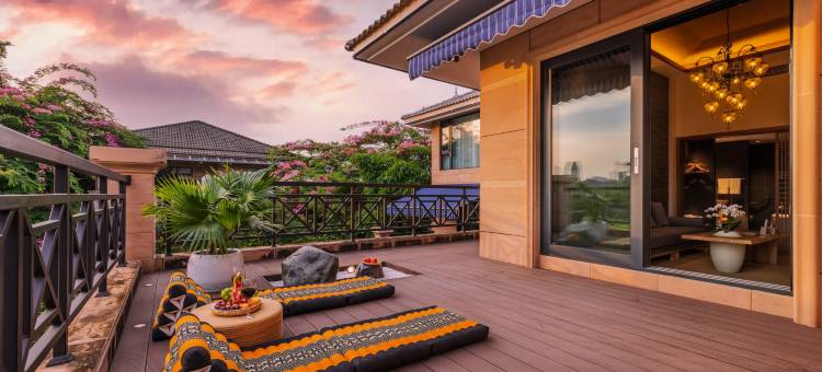 西双版纳景洪萨度•澜湄听涛度假酒店(曼听御花园泼水广场店)图片