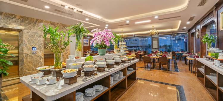 岘港金莲酒店 - 屋顶酒吧海景(Golden Lotus Hotel Da Nang - Rooftop Bar Sea View)图片