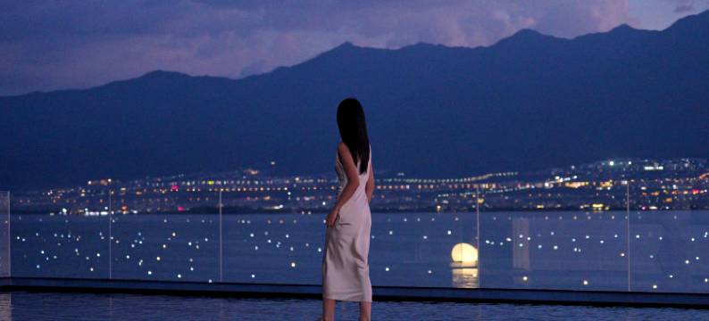 大理六逸LUYEE｜伴山海景酒店(洱海店)图片