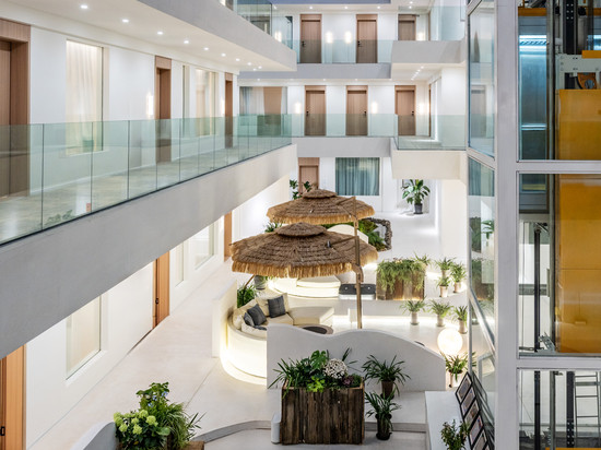 香格里拉·且慢·设计师供氧民宿(独克宗古城店)