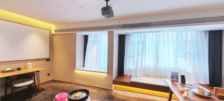 陶邑青创公寓(景德镇北站店)图片