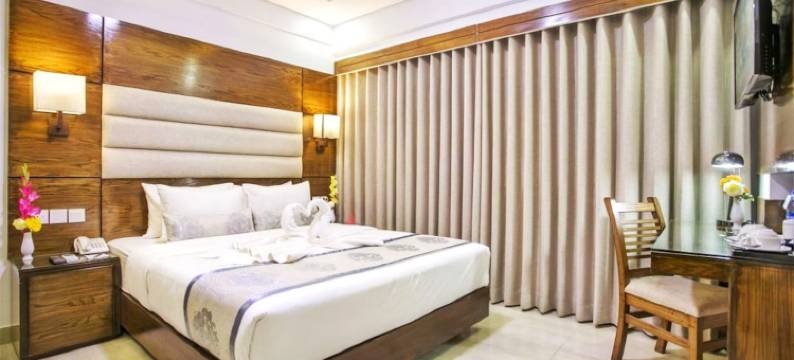 白宫酒店(White Palace Hotel)图片