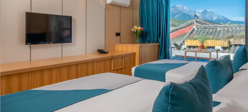 丽江凤凰养生度假酒店(束河古镇店)图片