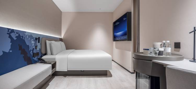 北京南站大兴机场线草桥地铁站轻居酒店图片