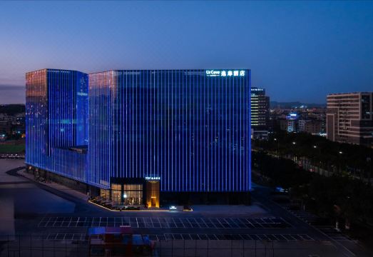 广州花都白云国际机场逸扉酒店外景图