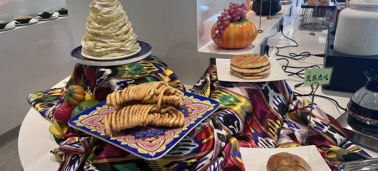 海兰假日酒店(乌鲁木齐医学院店)图片