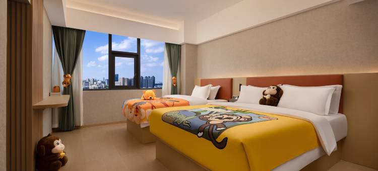 贵阳猴子酒店(喷水池地铁站黔灵山公园店)图片