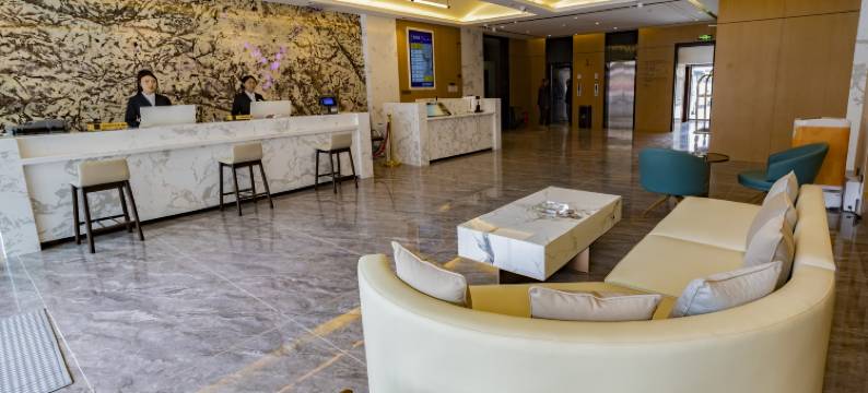 波密山峡大酒店图片