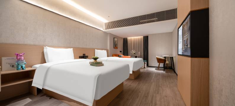 欢漫高空江景酒店(重庆洪崖洞解放碑步行街店)图片