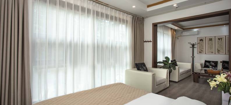 大理古城人民路花照影客栈图片