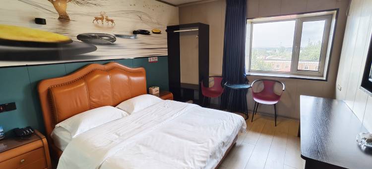 轻住·云朵酒店(新泰新汶汽车站店)图片