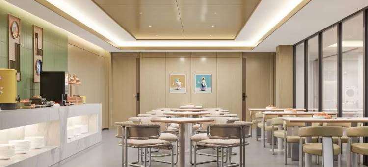 艺龙万国酒店(洛阳宜阳青啤大道轴承产业园店)图片