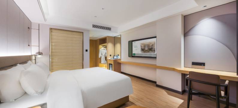 青岛火车站栈桥海景美仑酒店图片