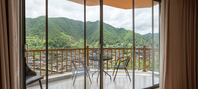 交友观景民宿(西江千户苗寨东引观景台店)图片